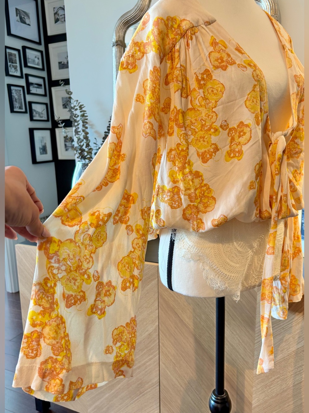 FREE PEOPLE Women's Floral Tie-Front Body Suit Blouse - Yellow/Cream Medium - Picture 7 of 17